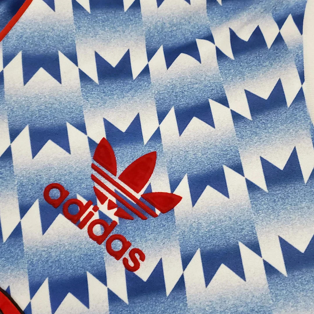 1990/1992 Retro Manchester United Away Jersey - Image 3