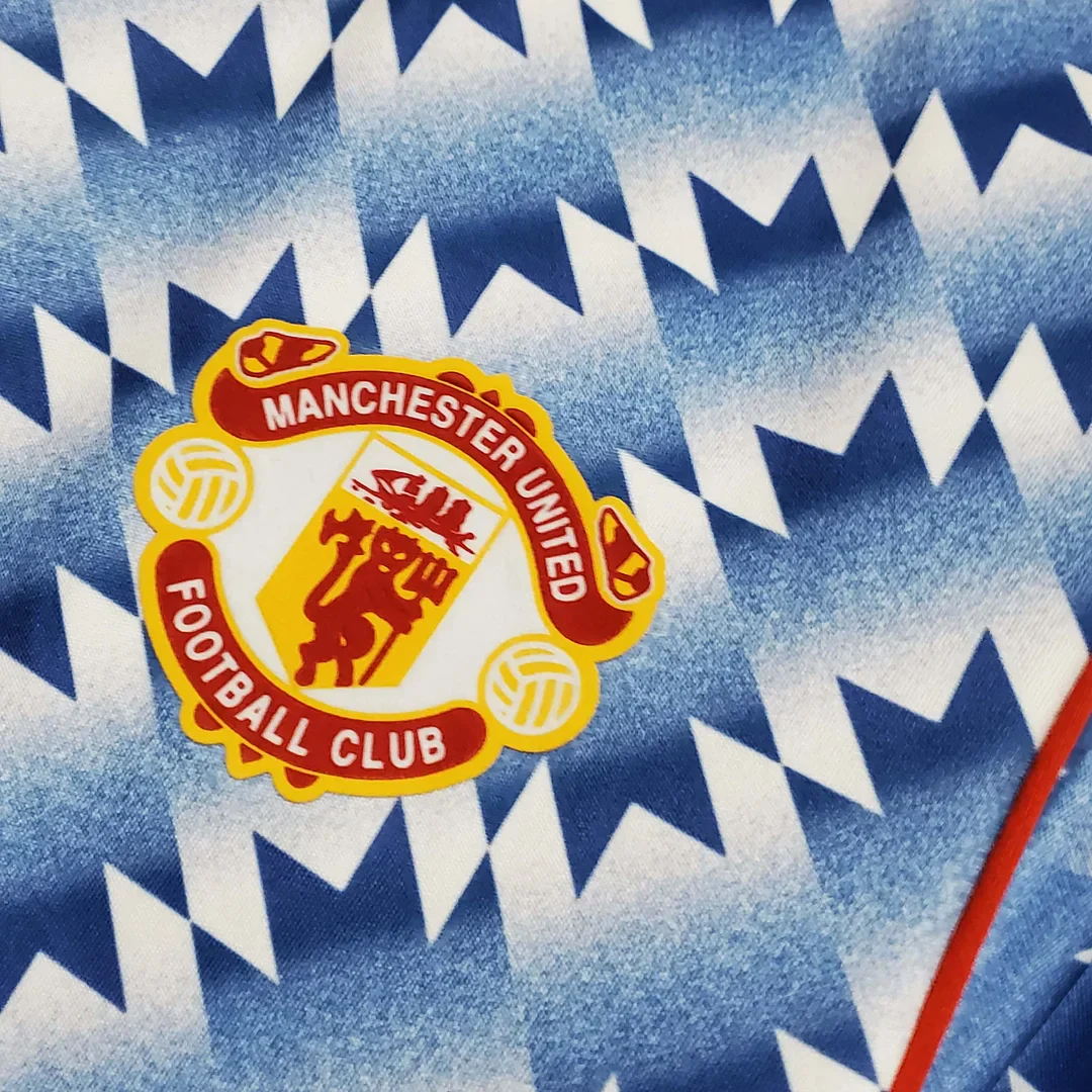 1990/1992 Retro Manchester United Away Jersey - Image 4
