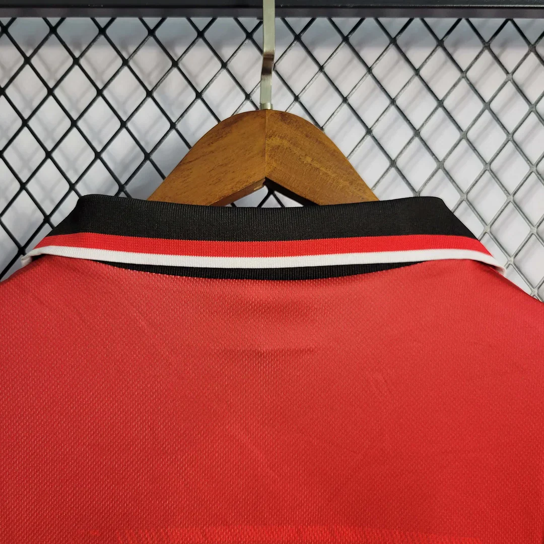 1994/1996 Retro Manchester United Home Jersey - Image 7