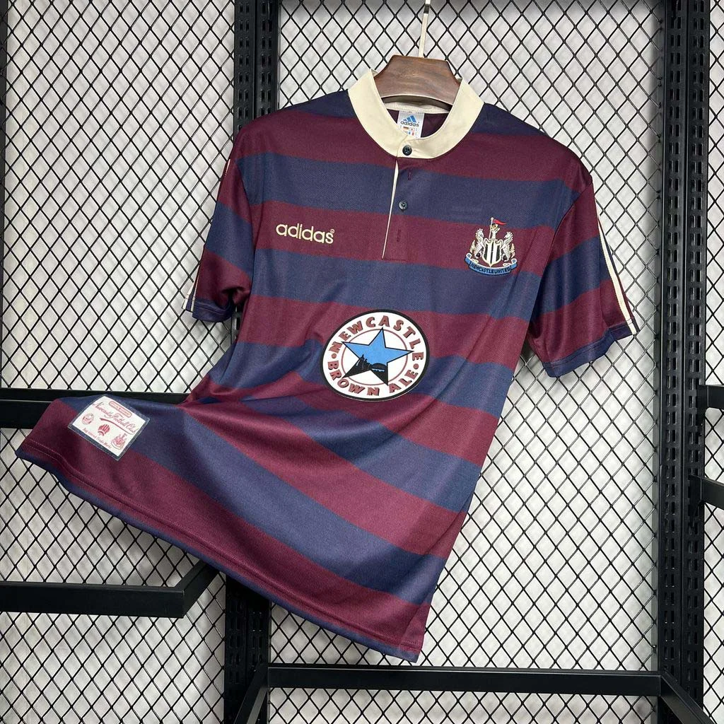 1995-1996 Retro Newcastle United Away Jersey - Image 3