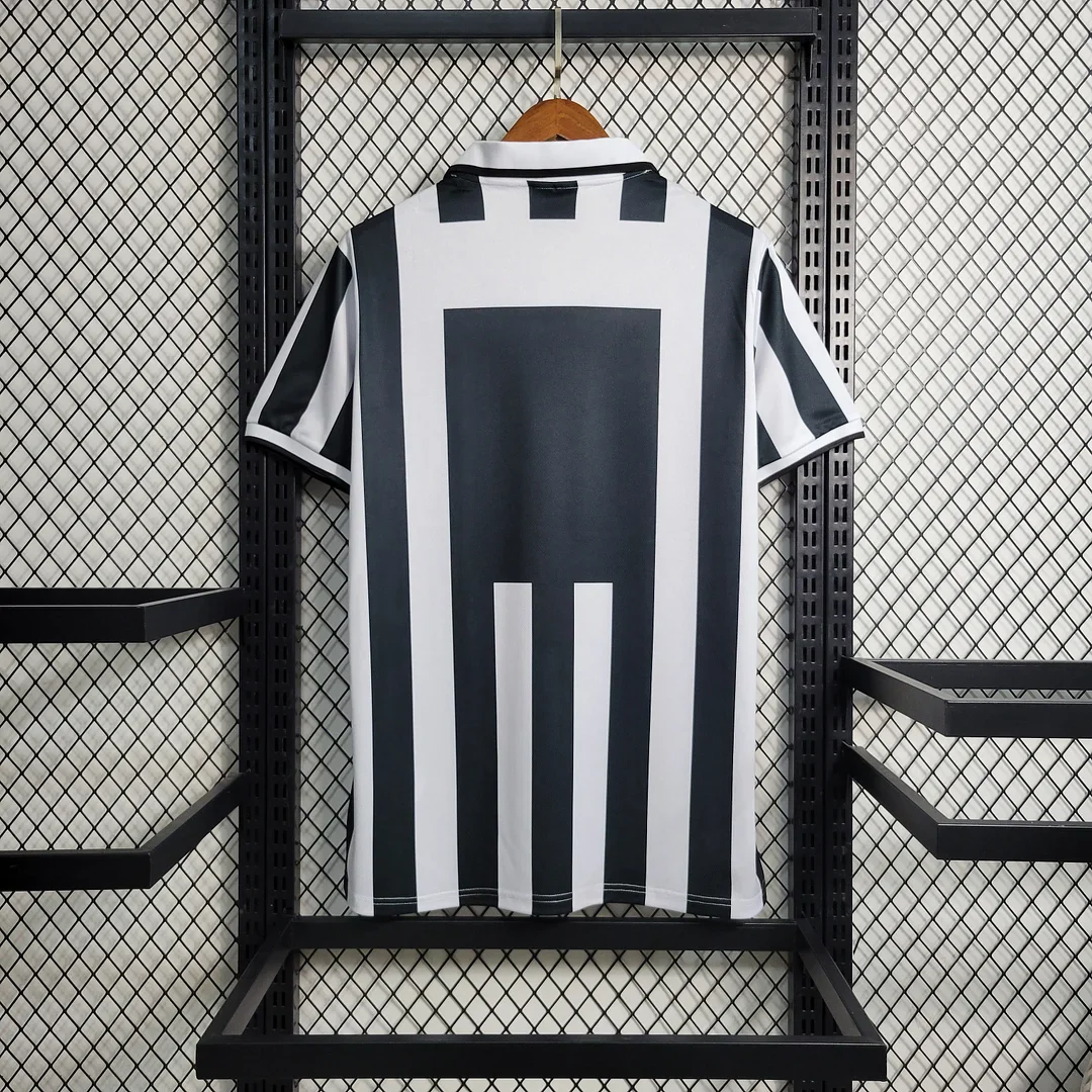 1996-1997 Retro Juventus Home Jersey - Image 2
