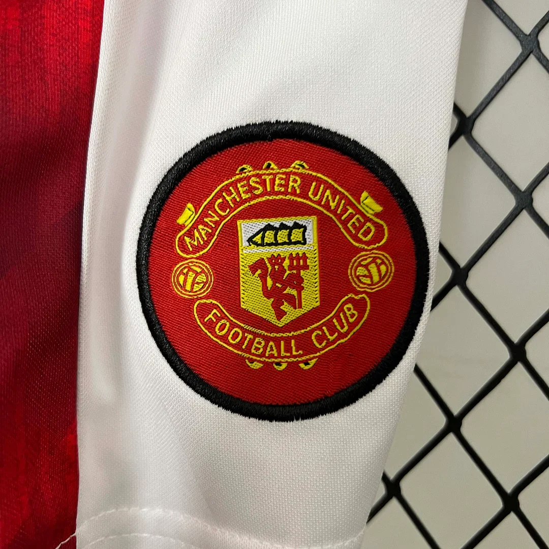 1996/1998 Retro Manchester United Home Kids Size - Image 8