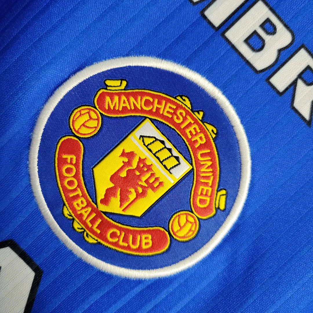 1996/1998 Retro Manchester United Third Away Jersey - Image 3
