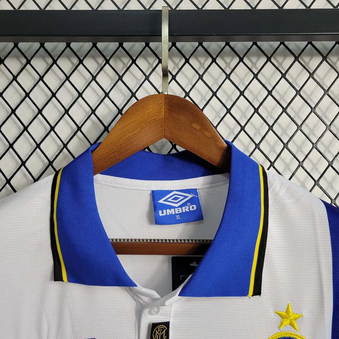 1997-1998 Retro Inter Milan Away Jersey - Image 6