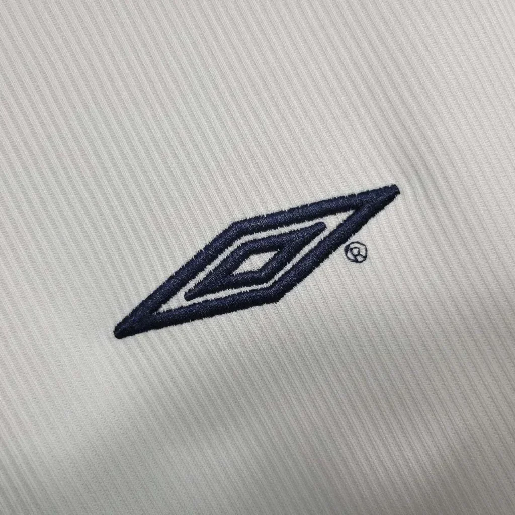 2000/2001 Retro Manchester United Away Long Sleeve - Image 3