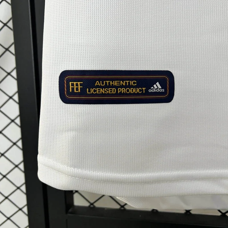 2000 Retro Spain Away Jersey - Image 8