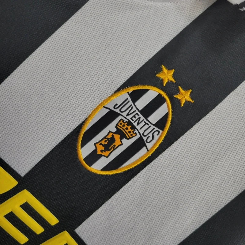 2001-2002 Retro Juventus Home Jersey - Image 5