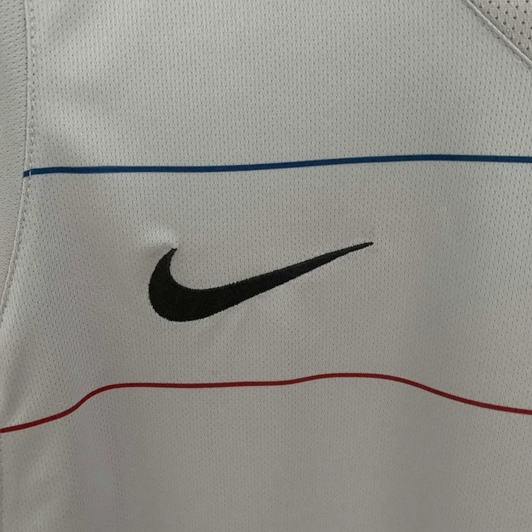 2003-2004 Retro Barcelona Away Jersey - Image 3