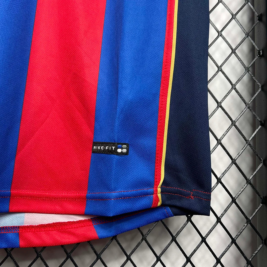 2001/2002 Retro Barcelona Home Jersey - Image 6