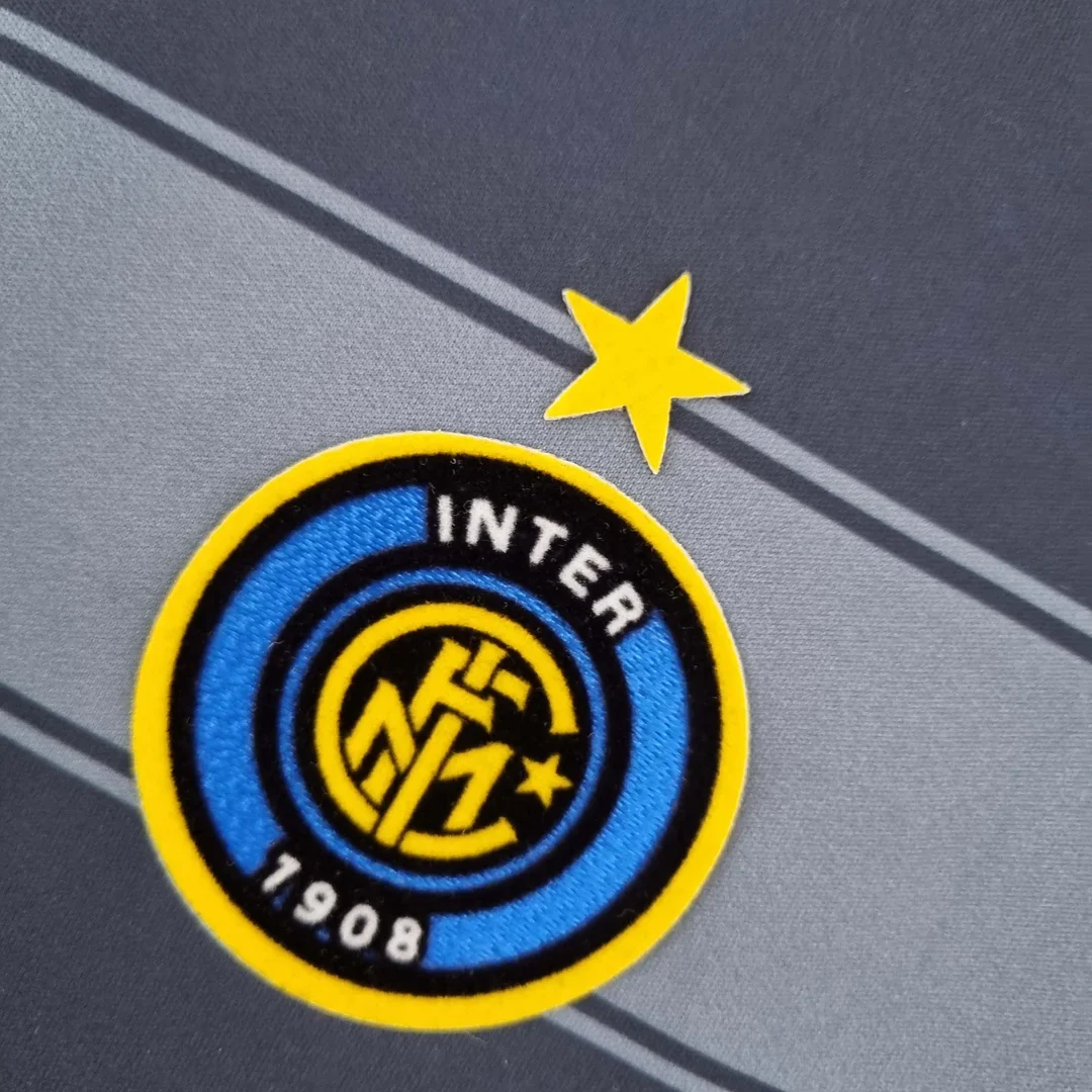2004-2005 Retro Inter Milan Third Away Jersey - Image 5