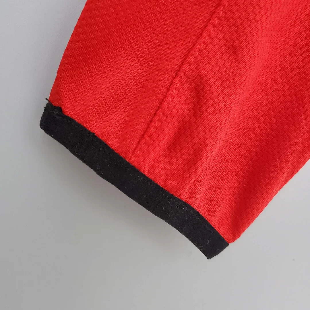2004/2006 Retro Manchester United Home Long Sleeve - Image 10