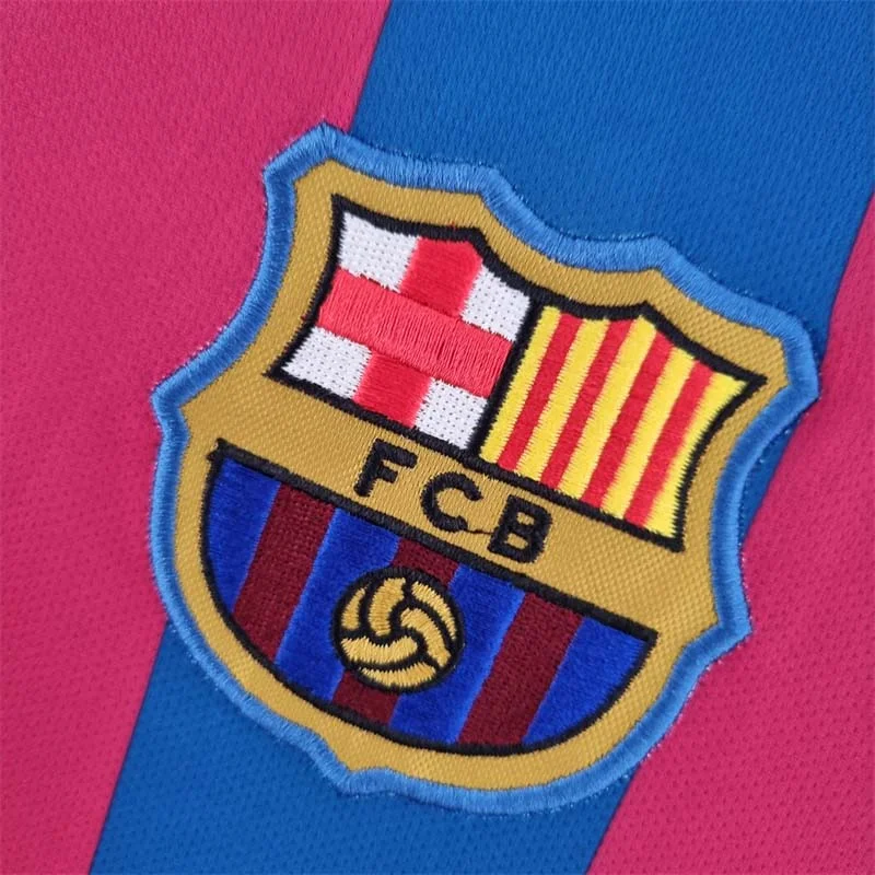 2005-2006 Retro Barcelona Home Jersey Long Sleeve - Image 5