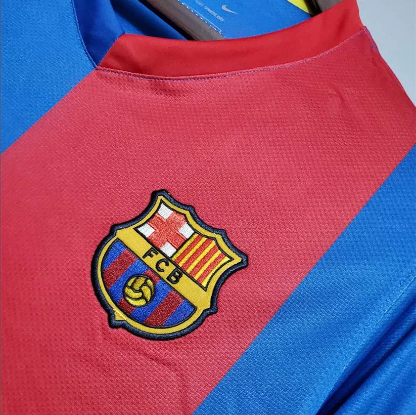 2006-2007 Retro Barcelona Home Jersey Long Sleeve - Image 4