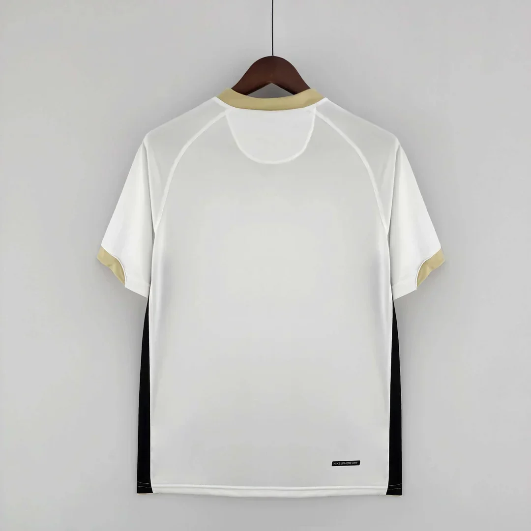 2006/2007 Retro Manchester United Away - Image 2