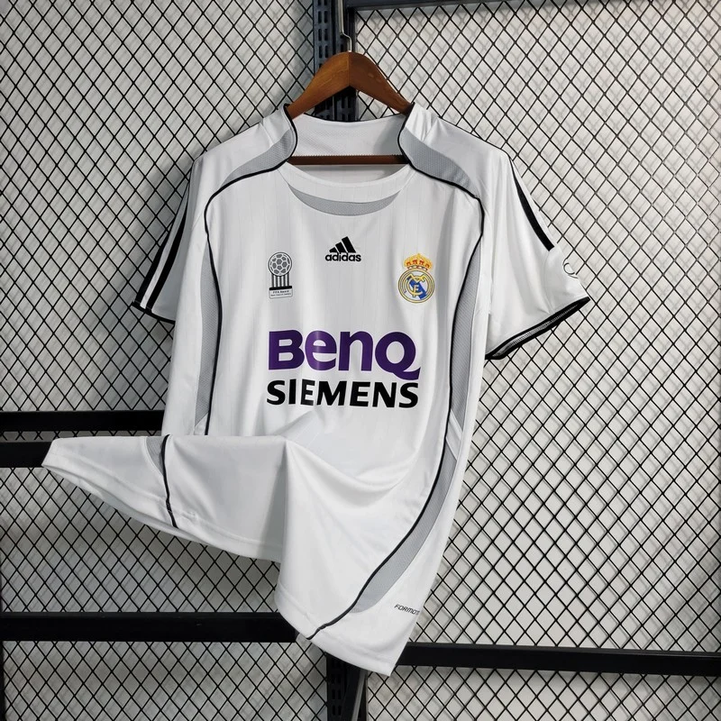 2006/2007 Retro Real Madrid Home Jersey - Image 6