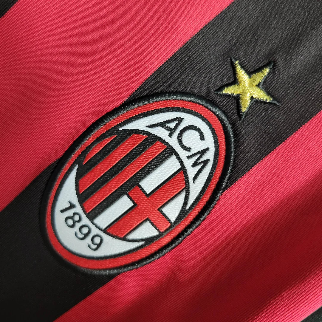 2009/2010 Retro AC Milan Home Jersey - Image 5