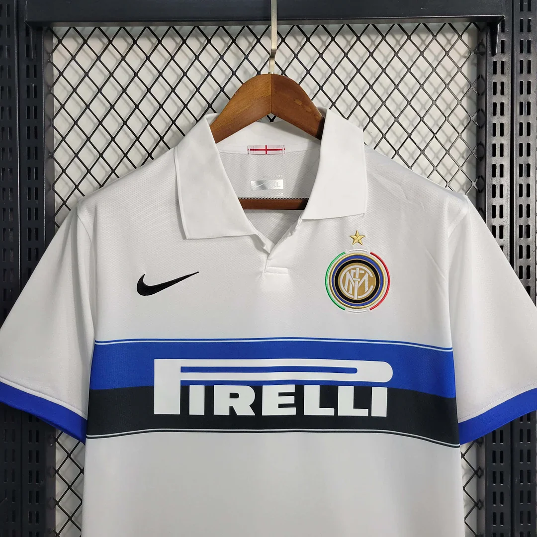 2009-2010 Retro Inter Milan Away Jersey - Image 3
