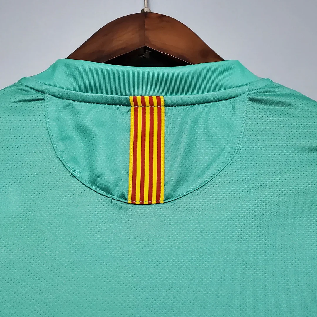 2010-2011 Retro Barcelona Away Jersey - Image 7