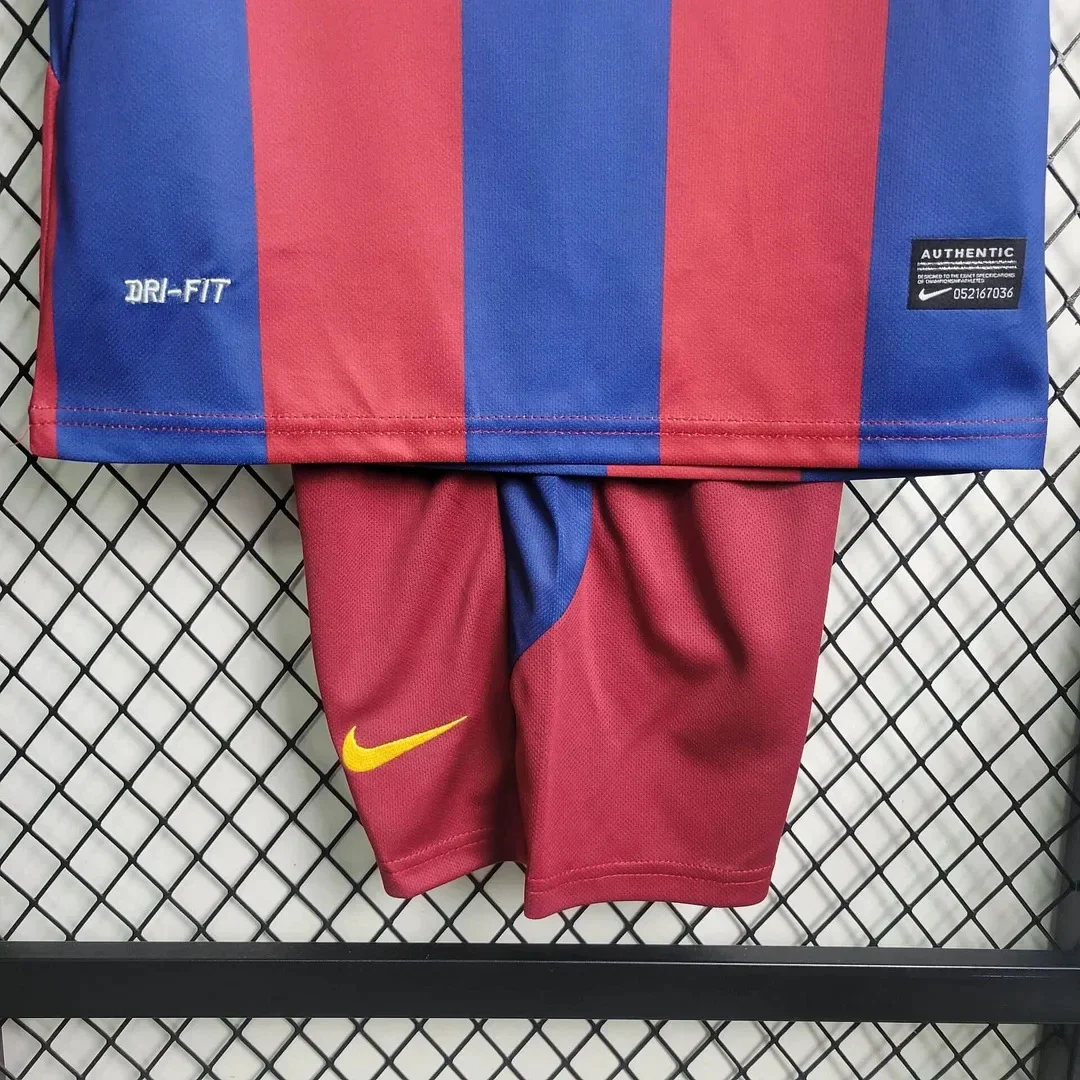 2010/2011 Retro Barcelona Home Kids Size - Image 7