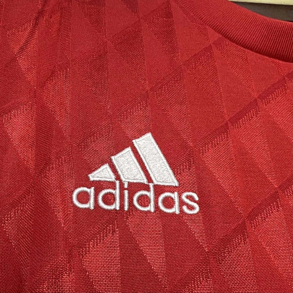 2010-2011 Retro Liverpool Home Jersey - Image 3