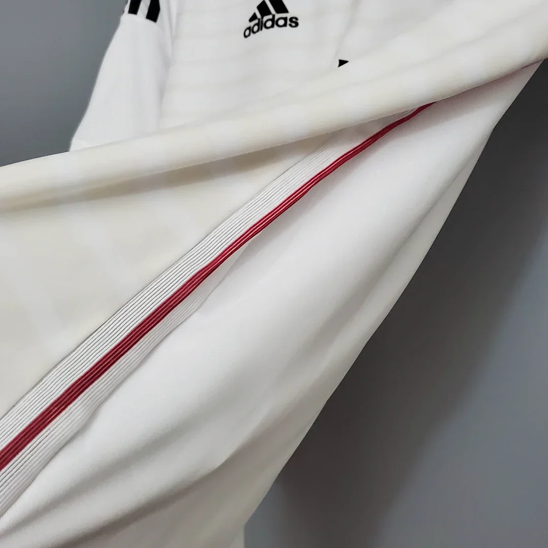 2014-2015 Retro Real Madrid Home Jersey - Image 8