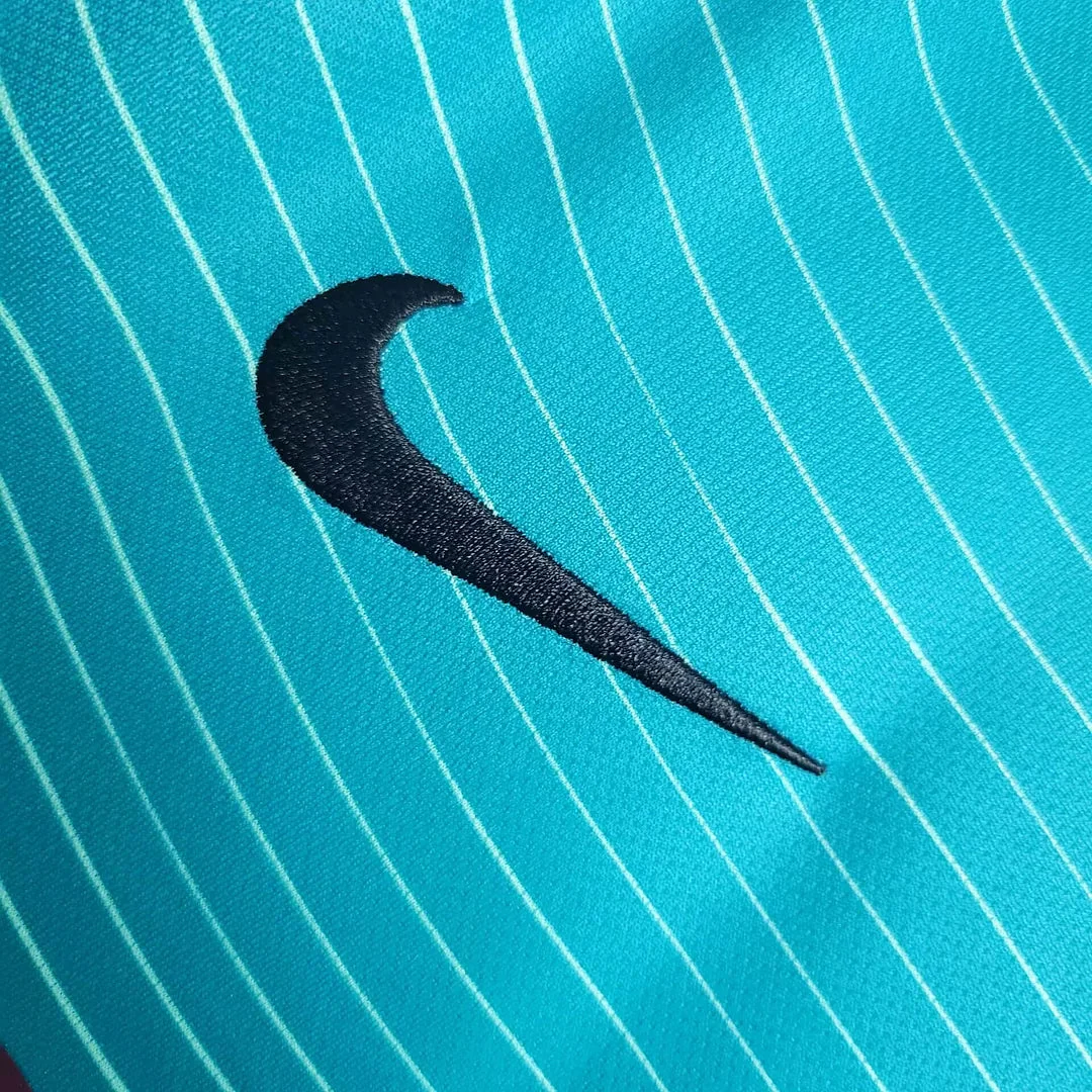 2016/2017 Retro Barcelona Third Away Jersey - Image 4