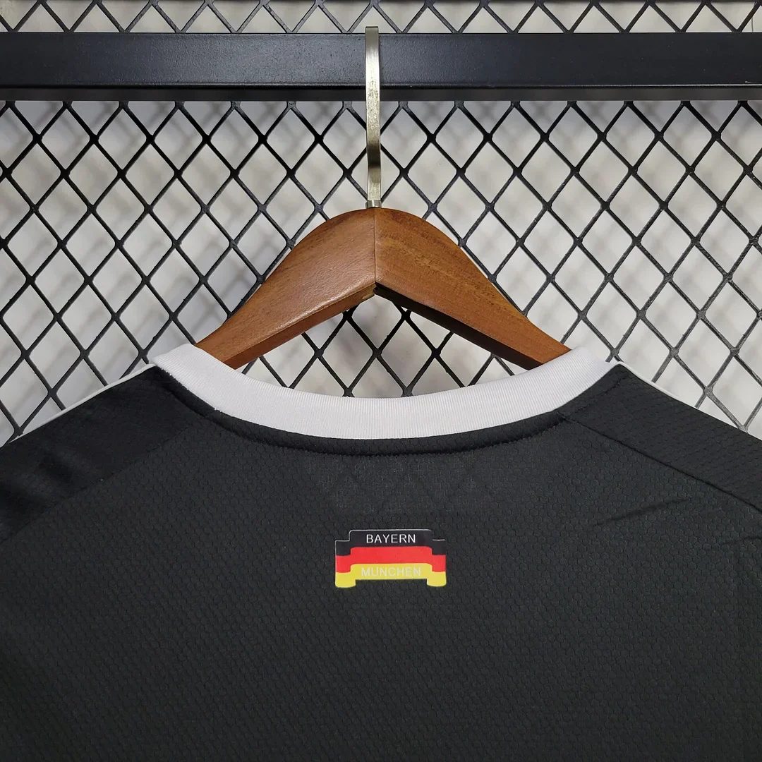 2024/2025 Bayern Munchen Training Wear - Image 6