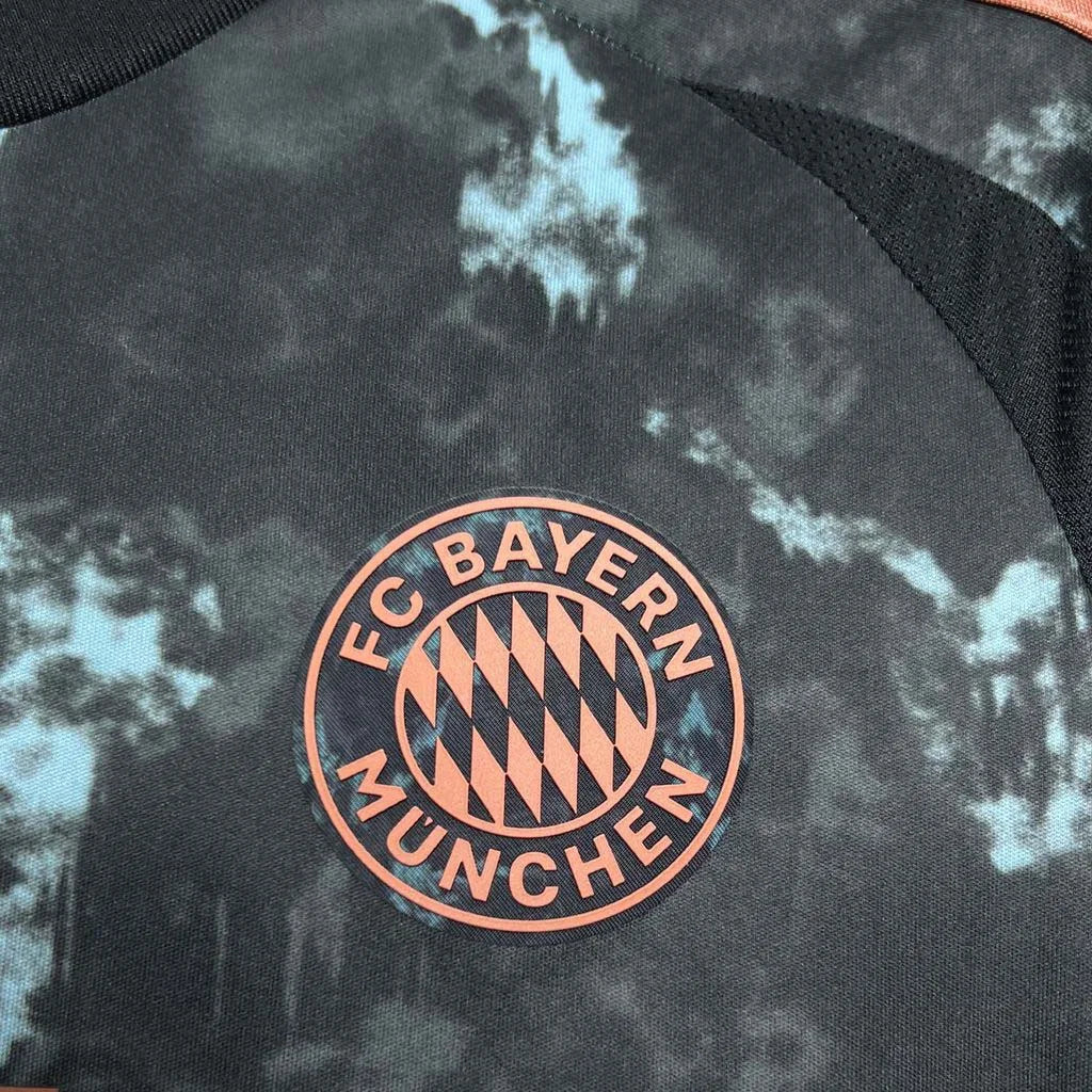 2024/2025 Bayern Munchen Away Kit - Image 5