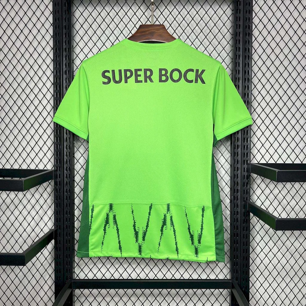 2024-2025 Sporting Lisbon Third Away Kit - Image 2