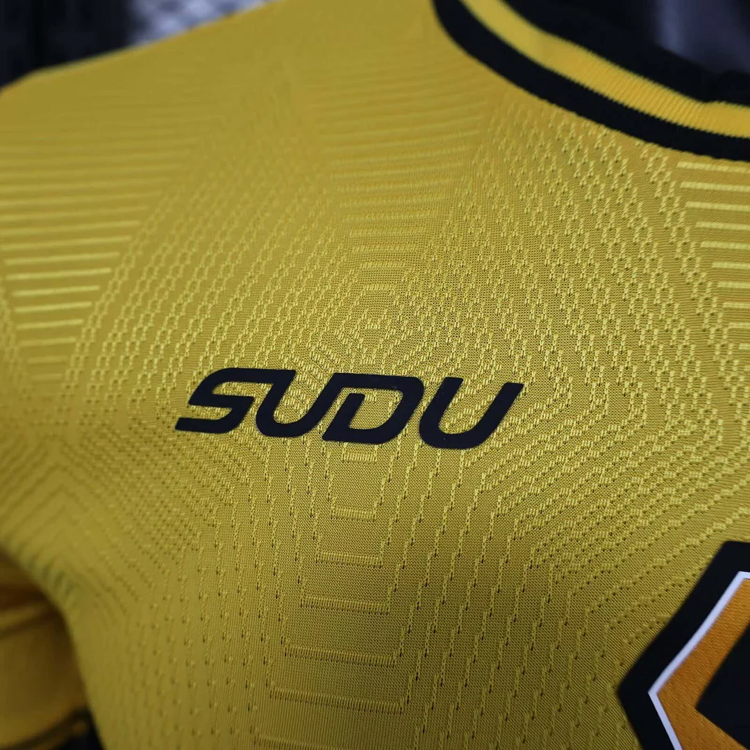 2024-2025 Wolverhampton Wanderers Wolves Home Kit - Image 3