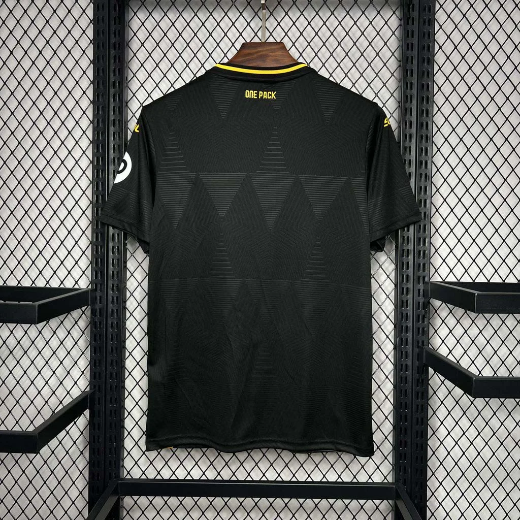 2024-2025 Wolverhampton Wanderers Away Kit - Image 2