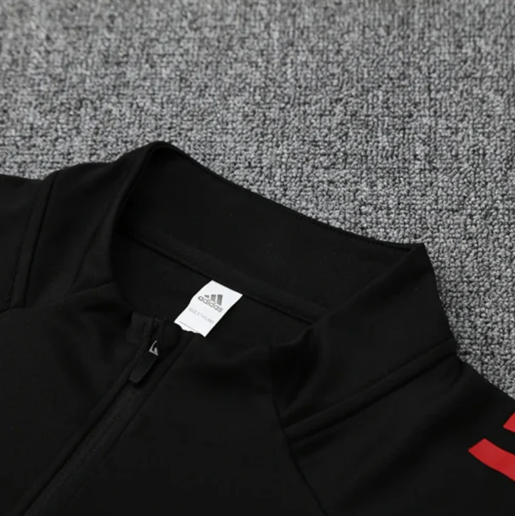 2025/2026 Liverpool Black and Red Tracksuit - Image 3