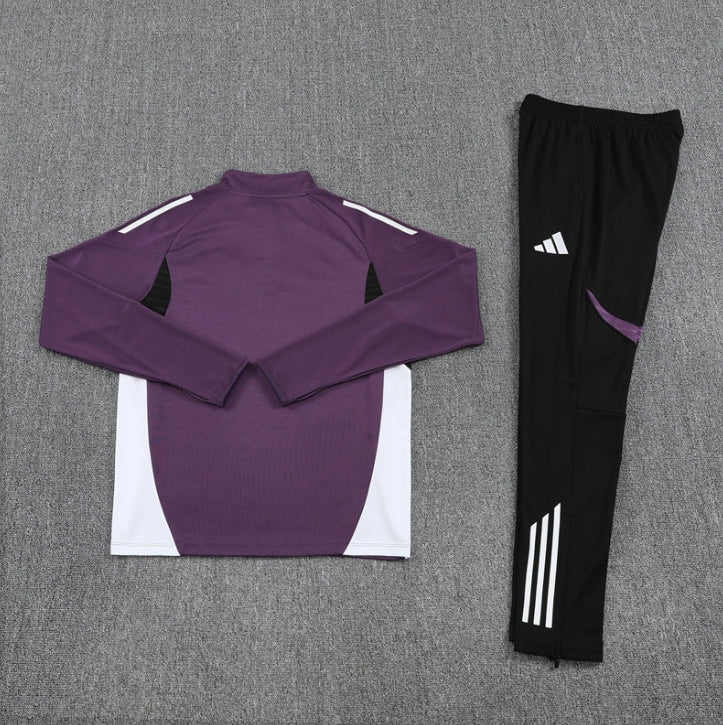2025/2026 Manchester United Purple Tracksuit - Image 2