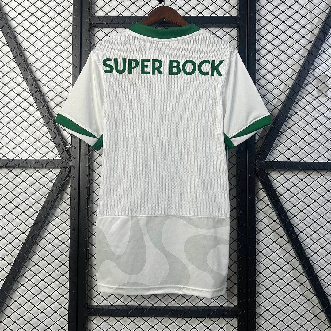 2025/2026 Sporting Lisbon Away Kit - Image 2
