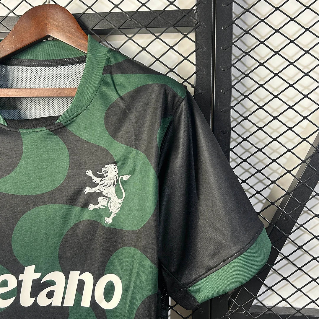 2025/2026 Sporting Lisbon Third Away Kit - Image 4