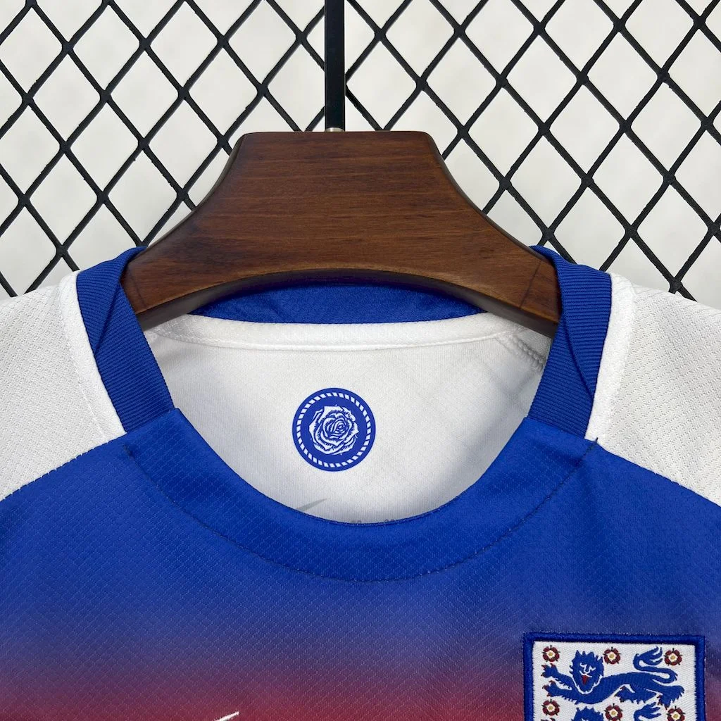 2025 England Home Kit Kids Size - Image 3