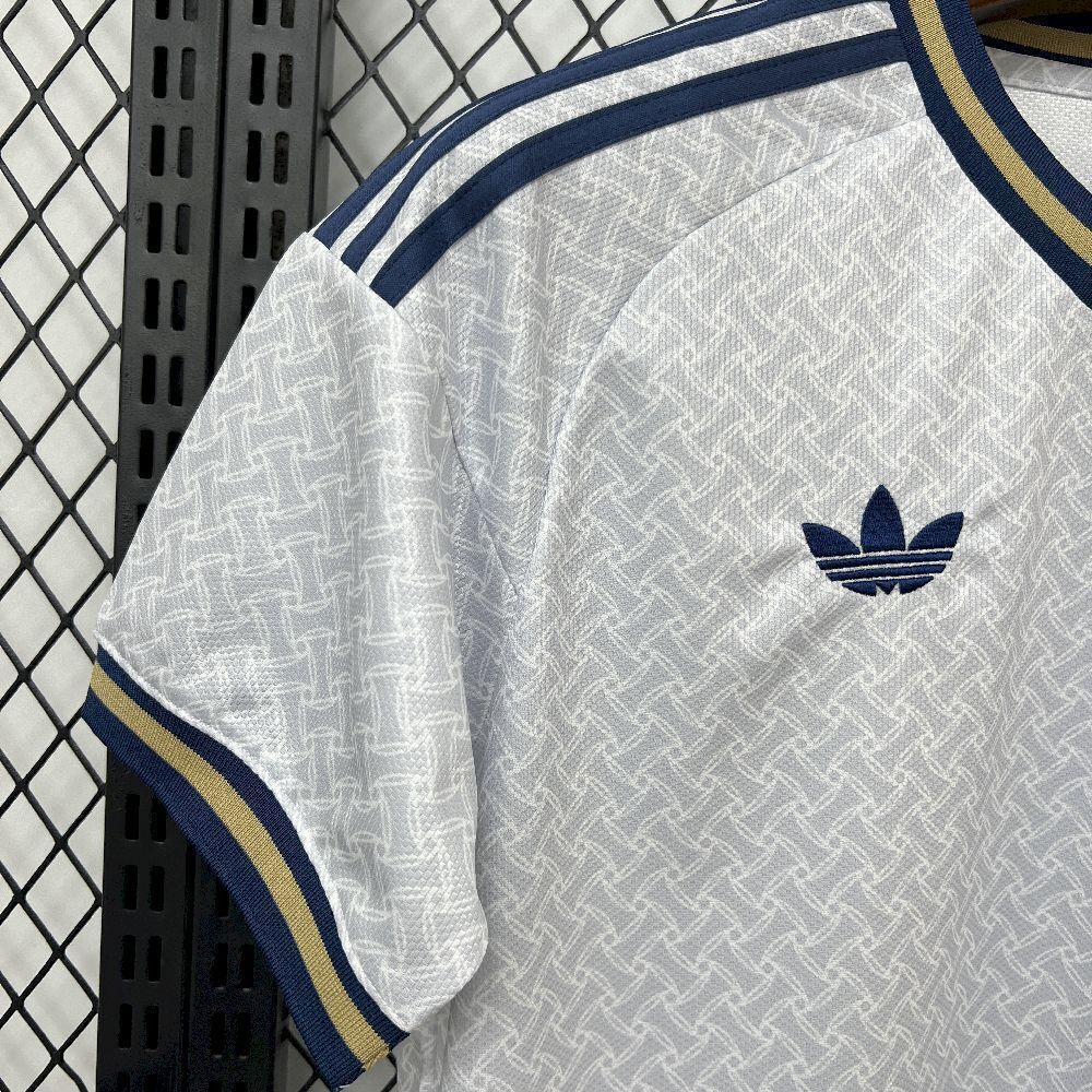 2026 Italy Away World Cup Kit Fan Version - Image 4
