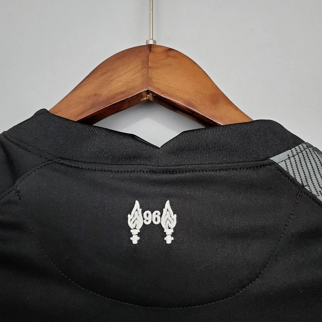 2021/2022 Liverpool Goalkeeper Jersey - Image 7
