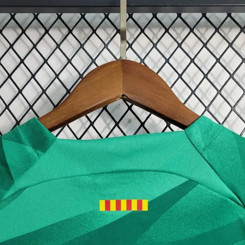2023/2024 Barcelona Goalkeeper Kit Kids Size - Image 7
