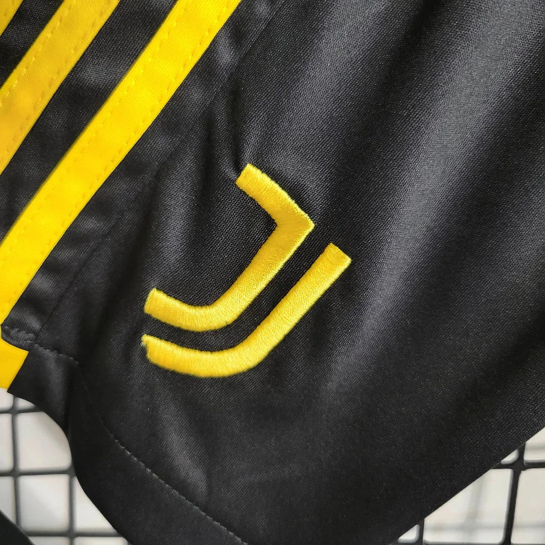 2023/2024 Juventus Home Kids Size - Image 9