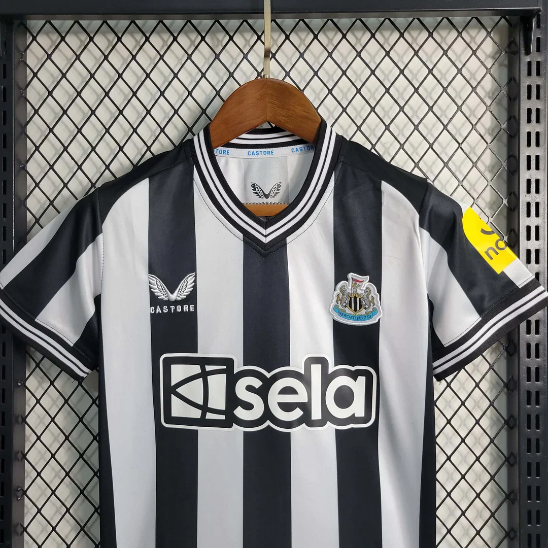 2023/2024 Newcastle United Home Jersey Kids Size - Image 3