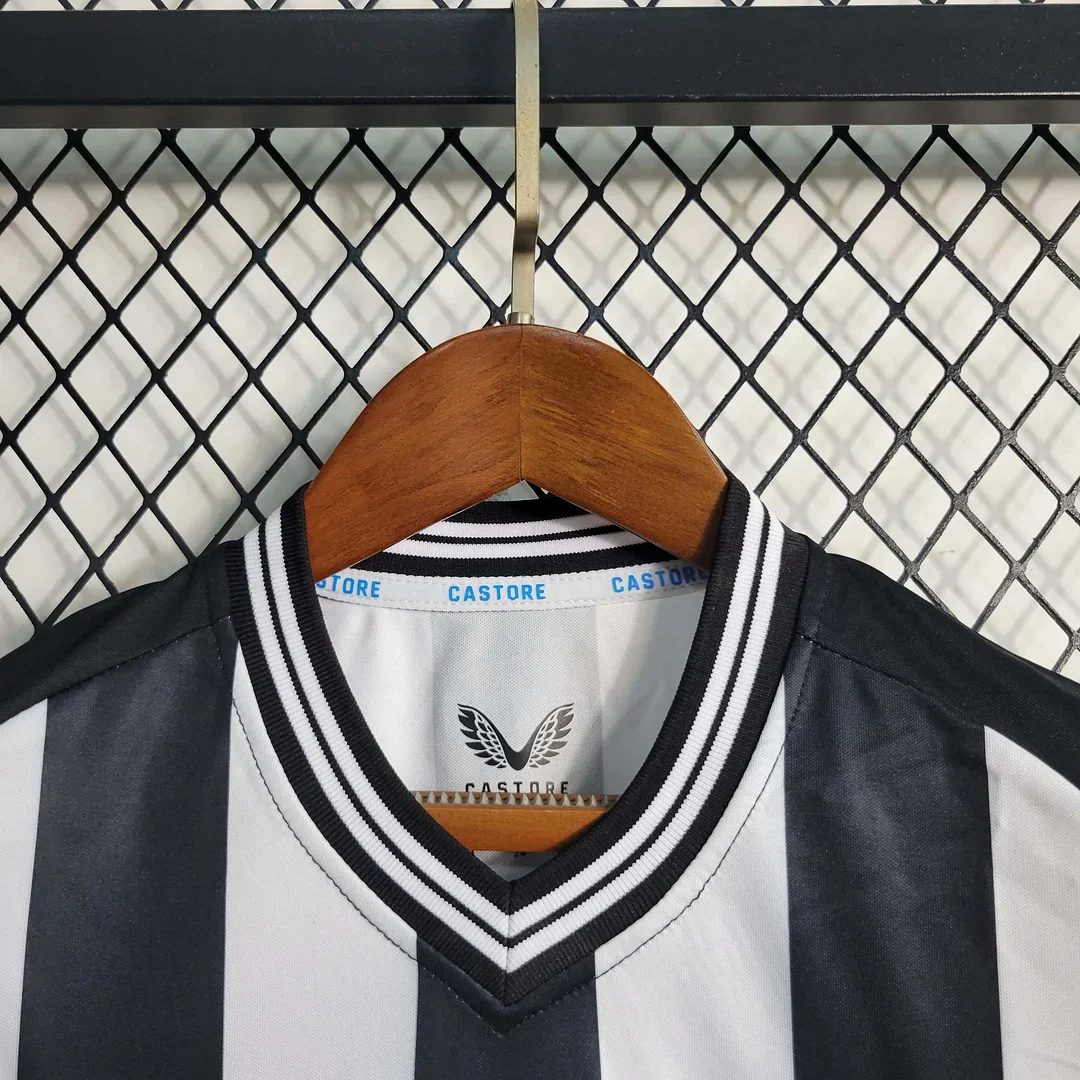 2023/2024 Newcastle United Home Jersey Kids Size - Image 6