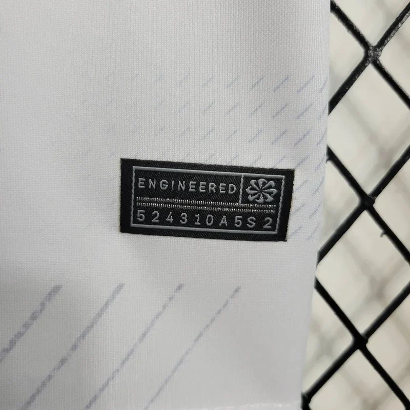 2023/2024 Tottenham Home Kit Kids Size - Image 6