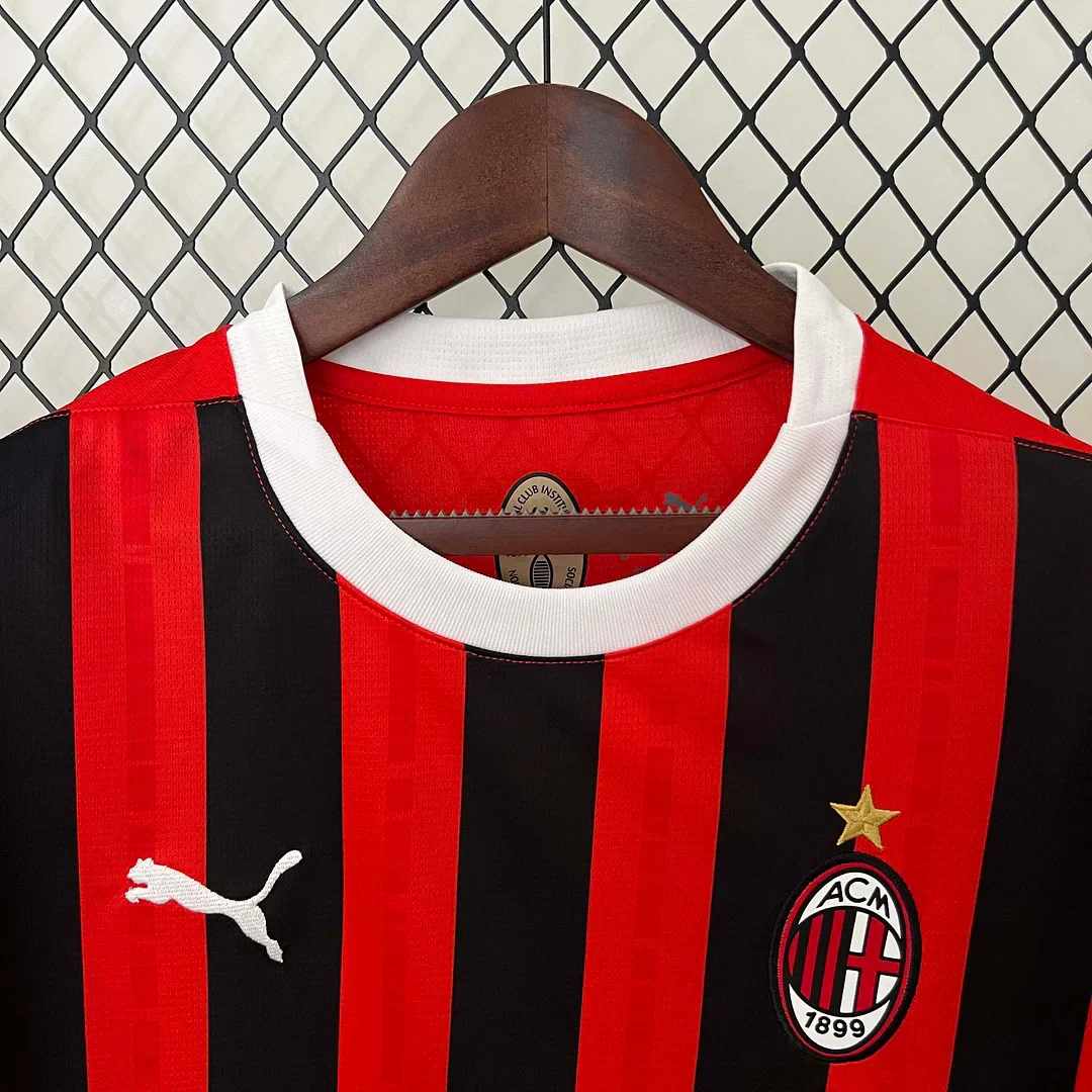 2024/2025 AC Milan Home Jersey - Image 4
