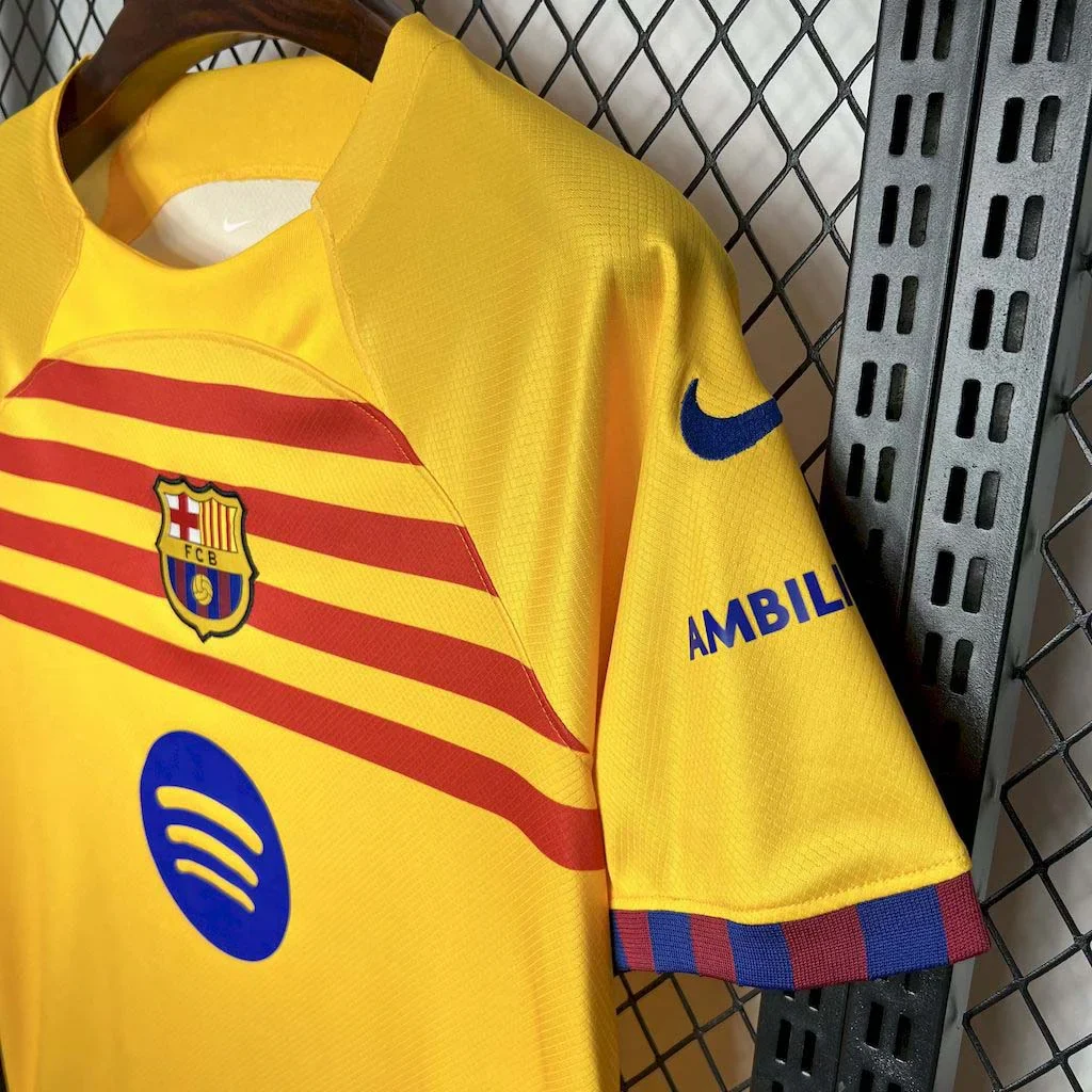 2024/2025 Barcelona Pre-Match Kit - Image 6