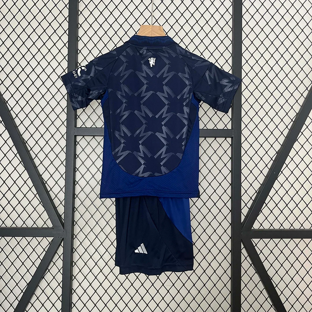 2024/2025 Manchester United Away Jersey - Image 2