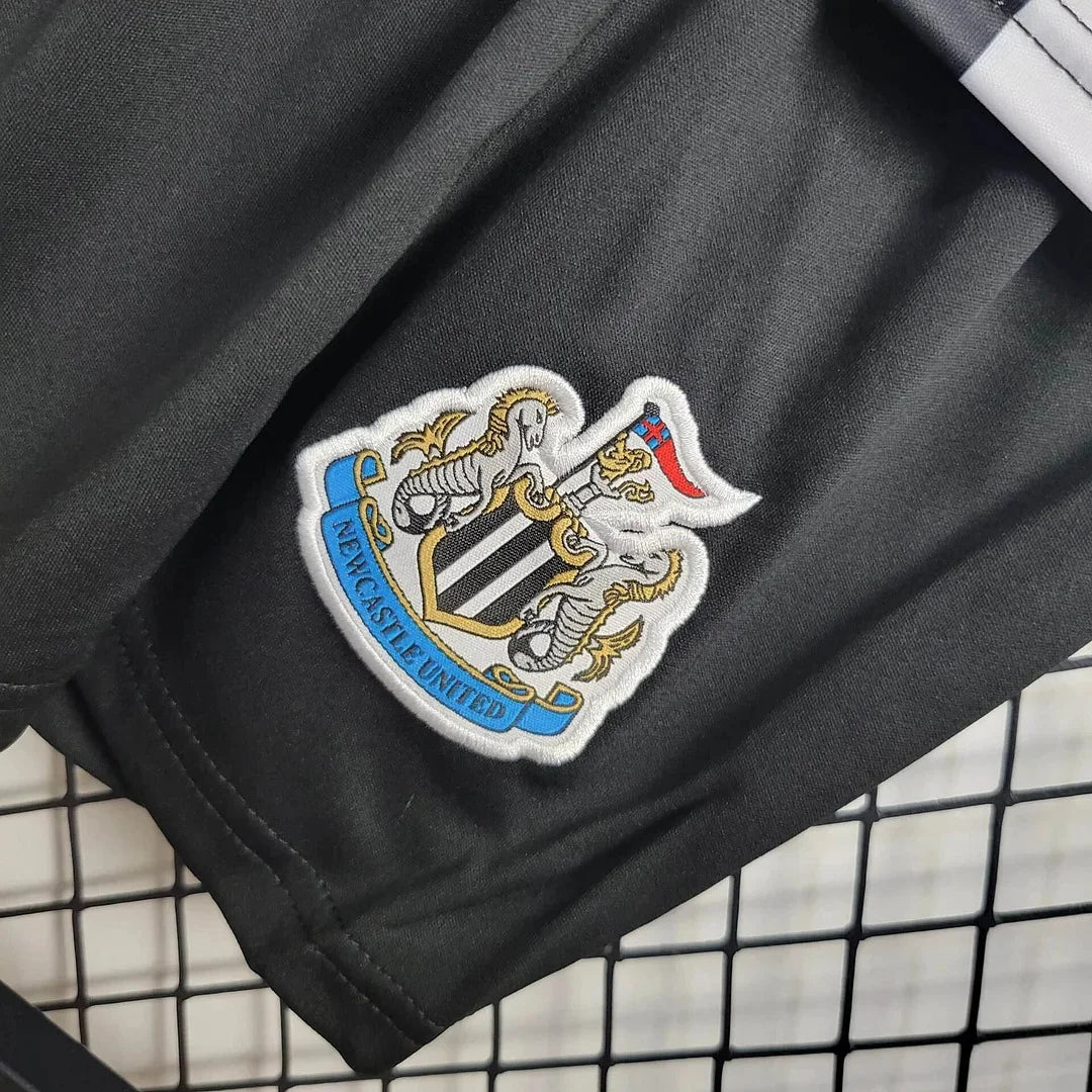2024/2025 Newcastle United Home Kids Size - Image 9