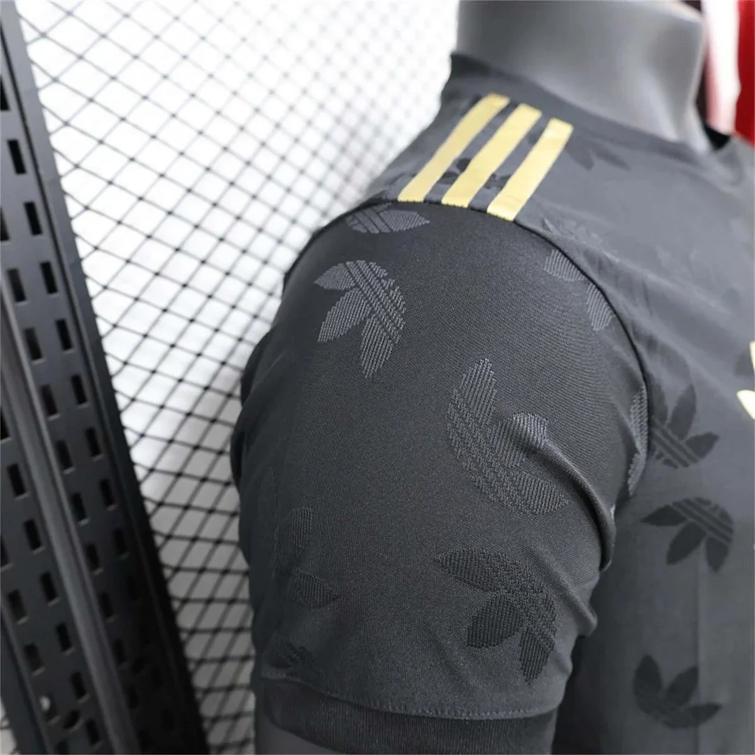 2025/2026 Arsenal Limited Jersey - Image 6