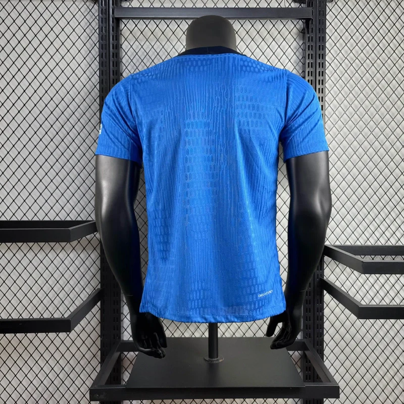 2025/2026 Chelsea Blue x Black Training Kit - Image 2