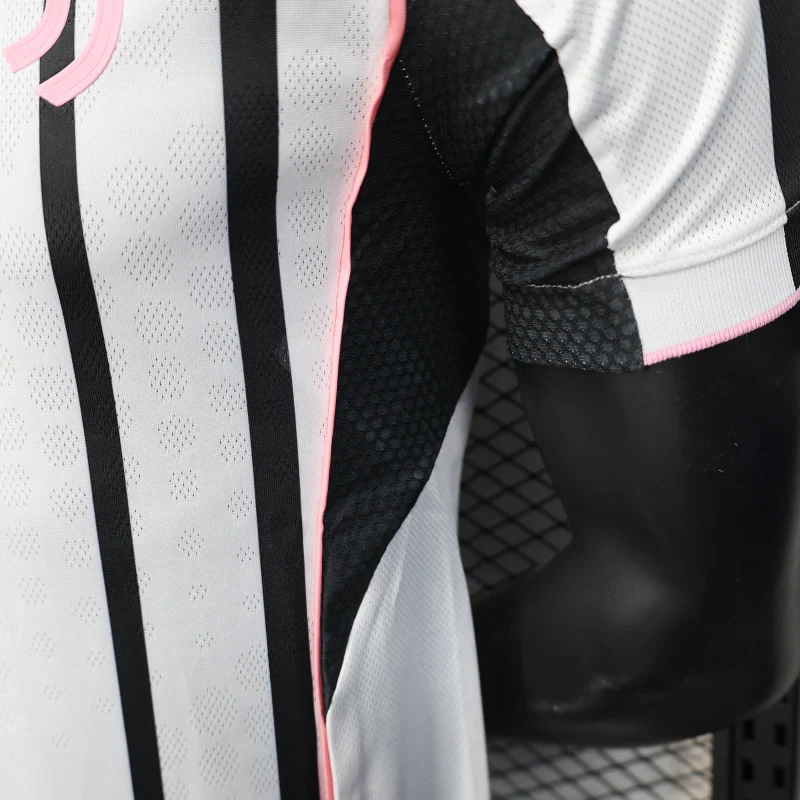 2025/2026 Juventus Home Jersey - Image 7